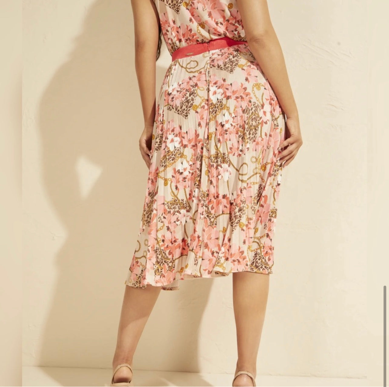 Marciano summer tank and pleated skirt set - small